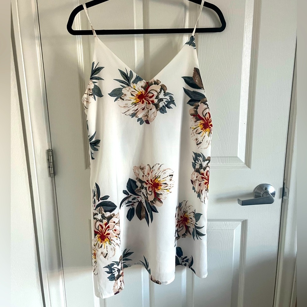 SHEIN white floral print dress size Small